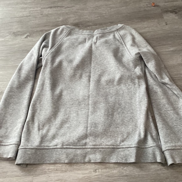 UGG Heather gray sweatshirt/plush inside - Picture 5 of 5